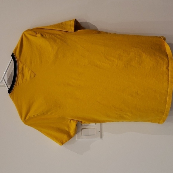 TOMMY Hilfiger T-Shirt Yellow White Strip Across Men's Size Small - Picture 2 of 13
